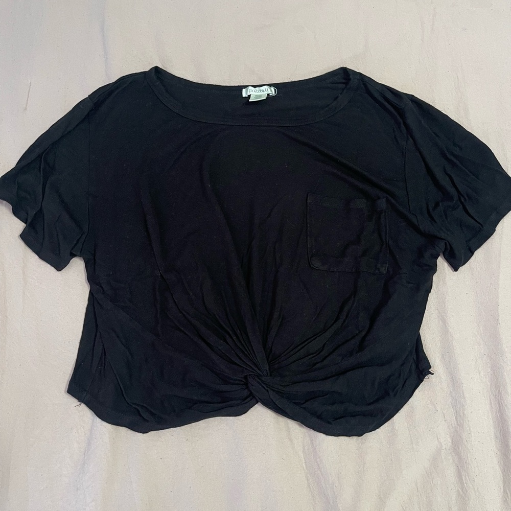 Black cropped top